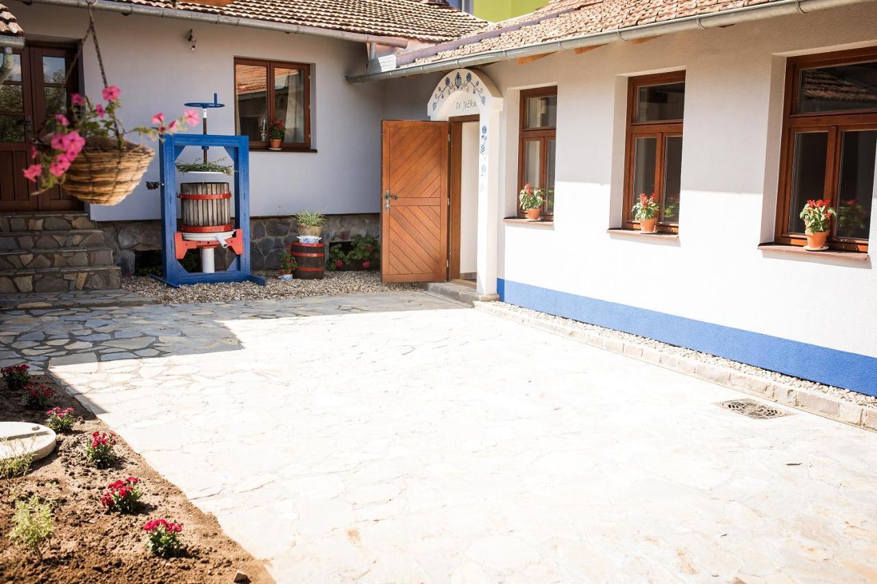 Chalupa U Jezka Morkŭvky Exterior photo